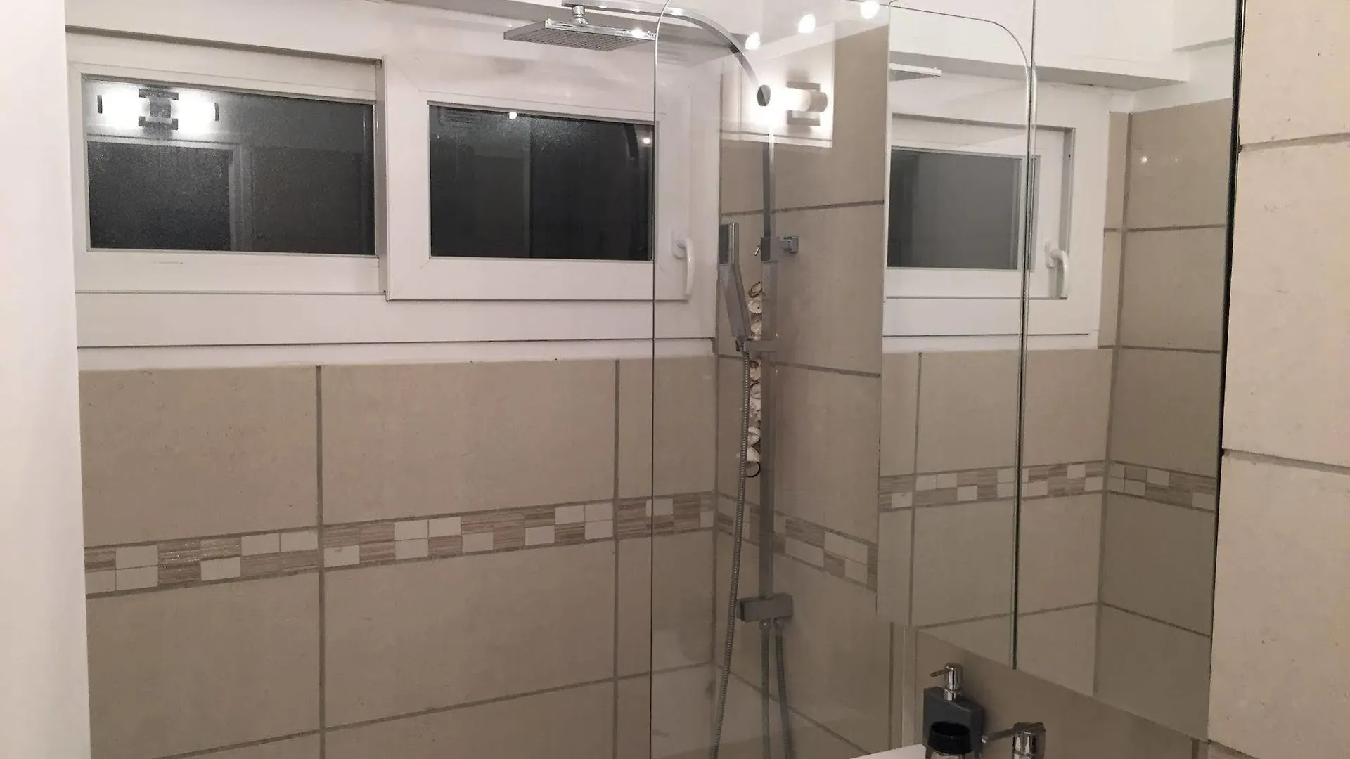 Appartement Juan Les Pins - Le Grand Sud 0*, Juan-les-Pins France
